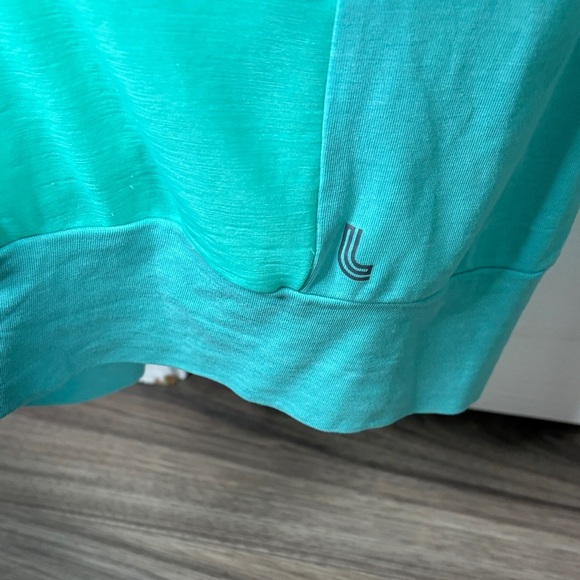 NWOT Lole Aqua Long Sleeve Blouse - Picture 4 of 5